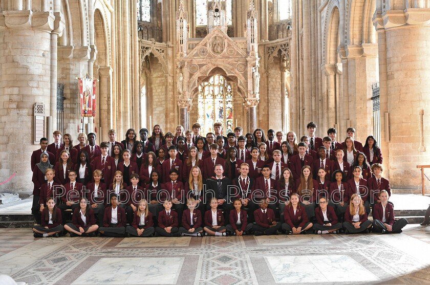 METP-15-09-2023-DL-014 
 The King's School speech day awards group at Peterborough Cathedral. 
 Keywords: National World resell