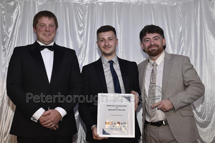 DAL6263 
 Peterborough Community Business Awards at the Marriott Hotel. Apprentice of the Year winner Ben Roberts of EML and Harry Alderman from EML